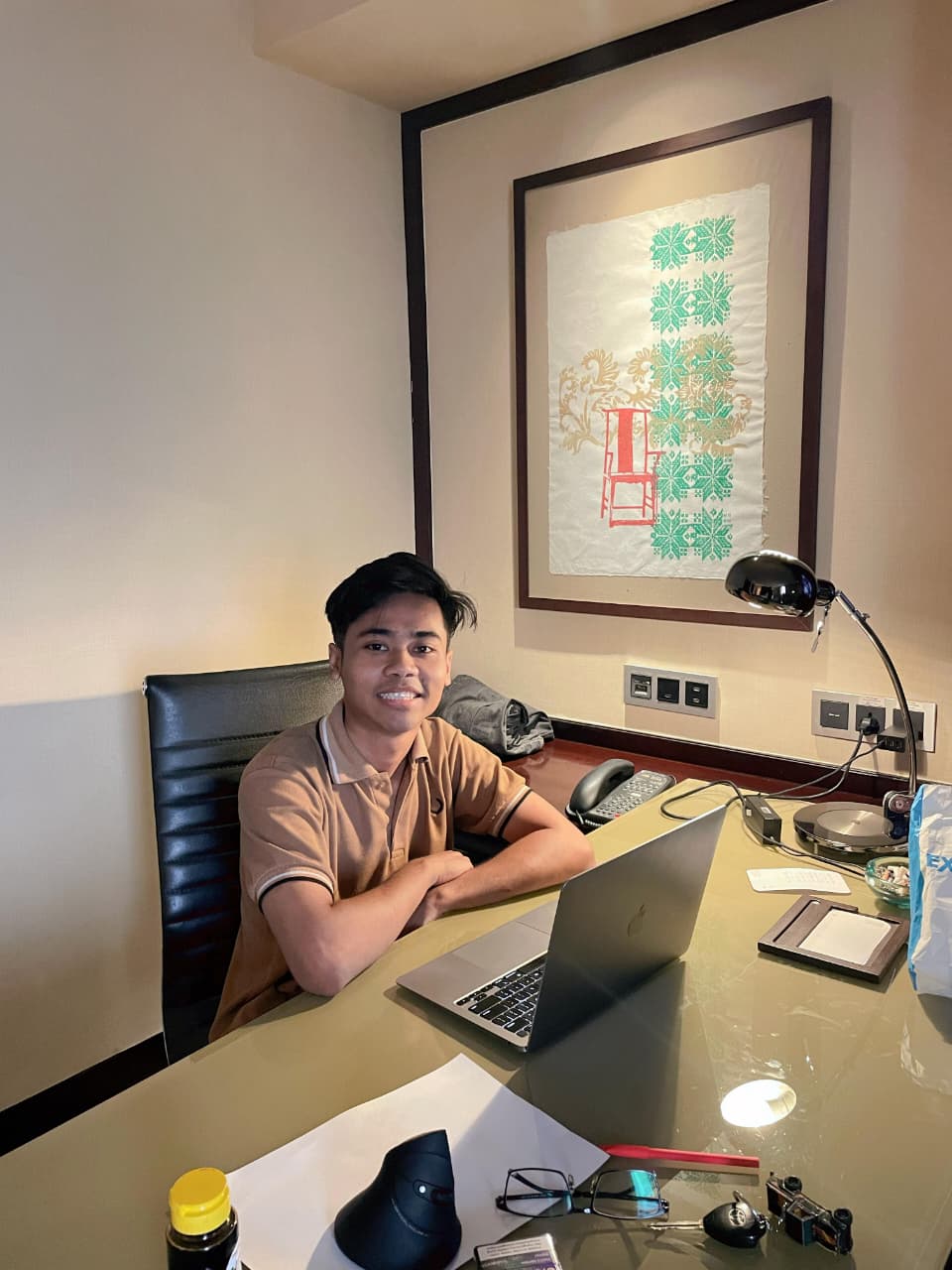 Kuliah Sambil Kerja? Bisa Banget! Kisah Inspiratif Kak Ady Firdaus